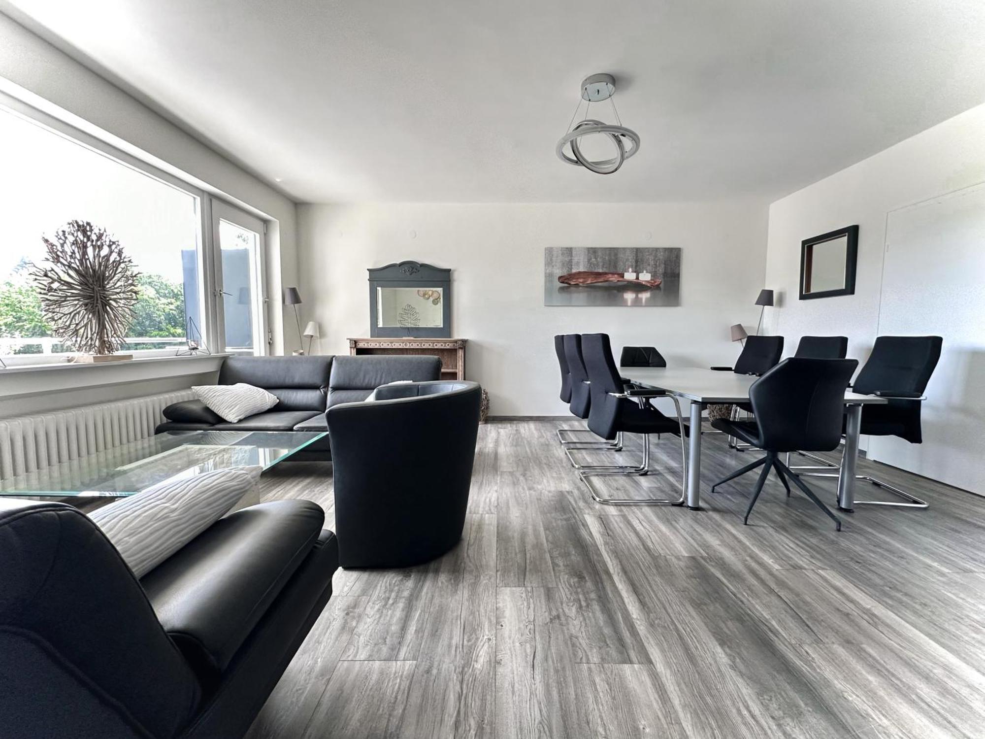 Gaestehotel Lucendi Premium Lounge Hohenleimbach エクステリア 写真